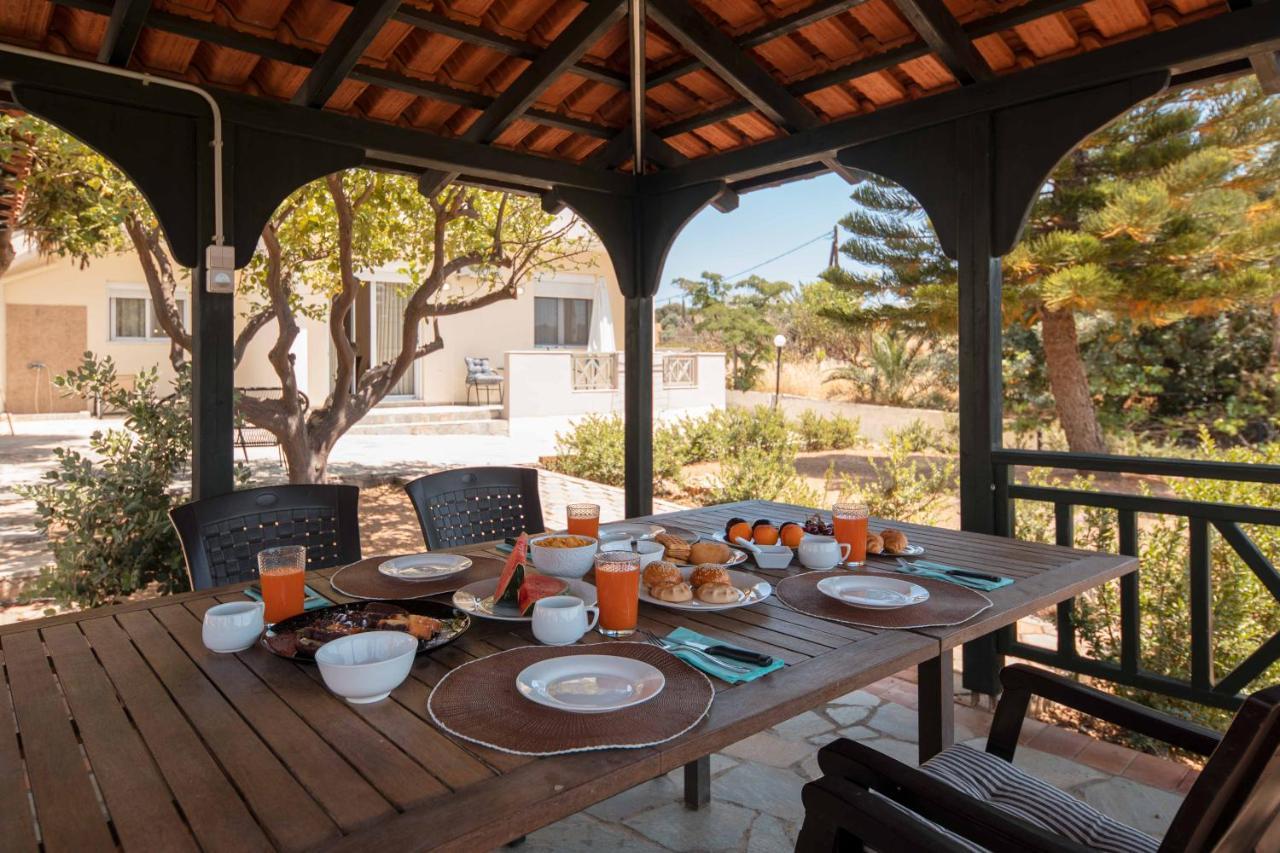 Villa Melenia For Family Holidays By The Beach Agia Pelagia  Exterior foto