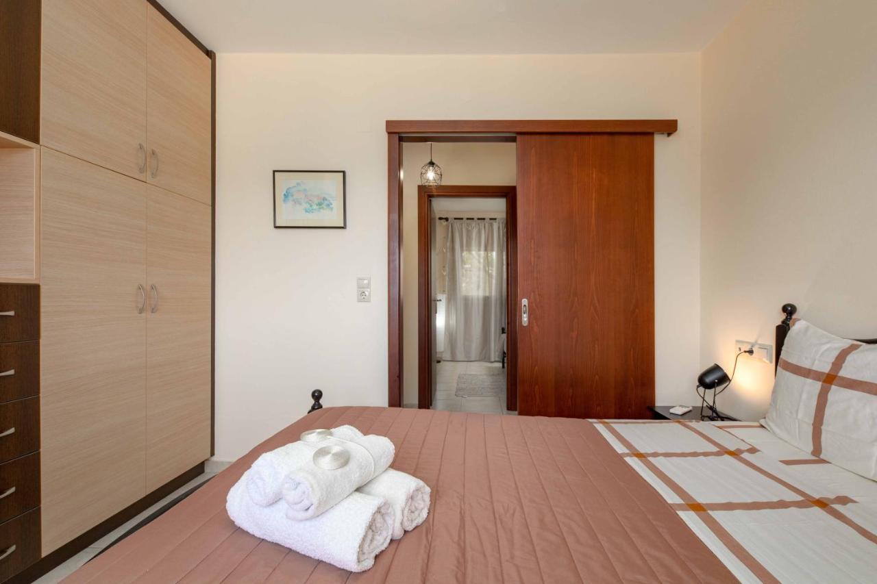 Villa Melenia For Family Holidays By The Beach Agia Pelagia  Exterior foto